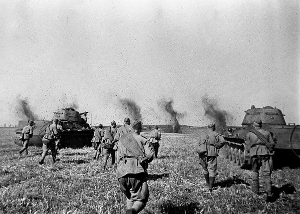 23 августа - День воинской славы России - 80 лет со дня победы советских войск над немецкой армией в битве под Курском (1943 год).