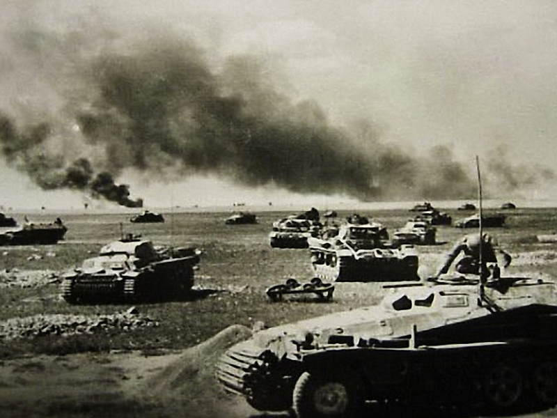12 июля - Памятная дата военной истории Отечества - танковое сражение под Прохоровкой (1943 год).