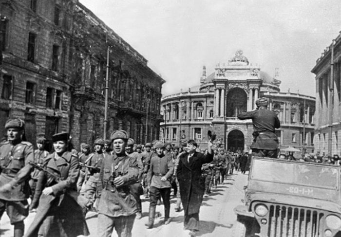 10 апреля - Памятная дата военной истории России День освобождения Одессы от Румынско-немецких войск (1944 год).