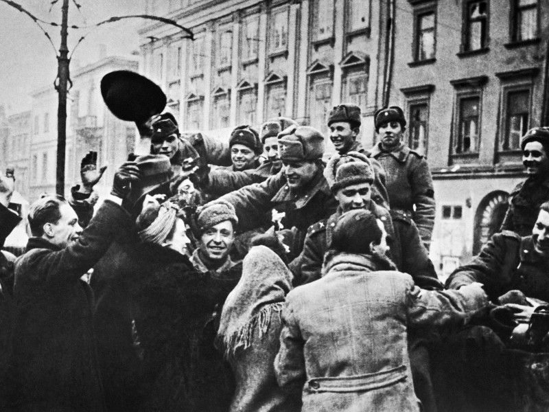17 января - Памятная дата военной истории России - освобождение Варшавы от немецко-фашистских войск (1945 год).